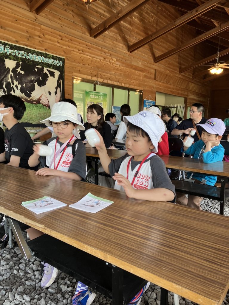 【TENOHA 蓼科×長門牧場】コラボイベント<br> 信州白樺高原の恵みを堪能する「バターづくり体験」<br> 【長野県・蓼科】